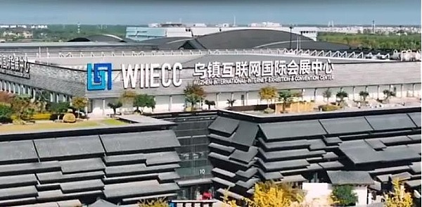 比特币命悬一线：死亡交叉威胁下，2.5万美元支撑位还能撑多久？